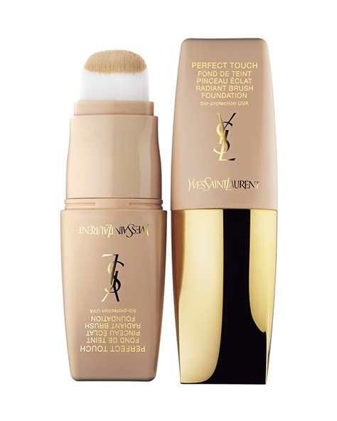 Yves Saint Laurent PERFECT TOUCHRadiant Brush Foundation .